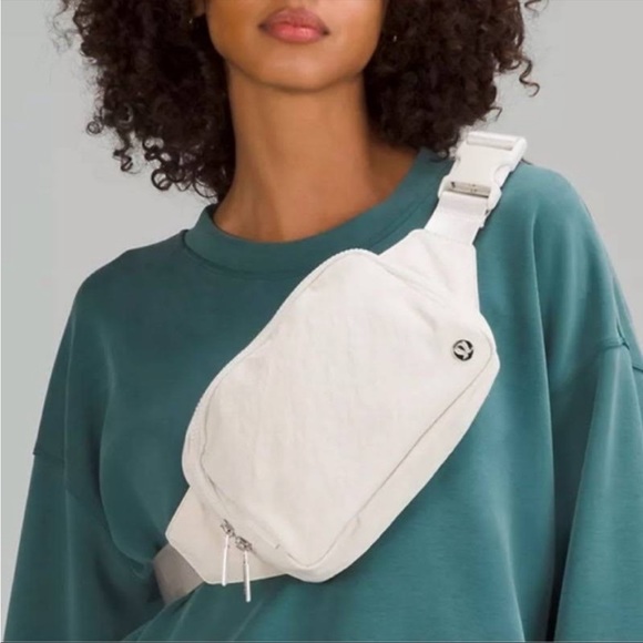 Lululemon | NWT Everywhere Belt Bag Large 2L White Opal New Tags Sold Out - Picture 2 of 15